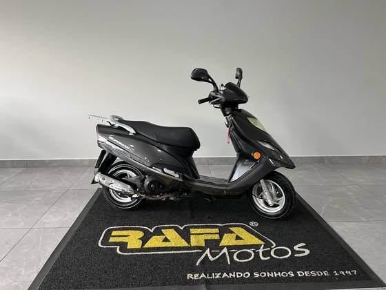 SUZUKI BURGMAN i 